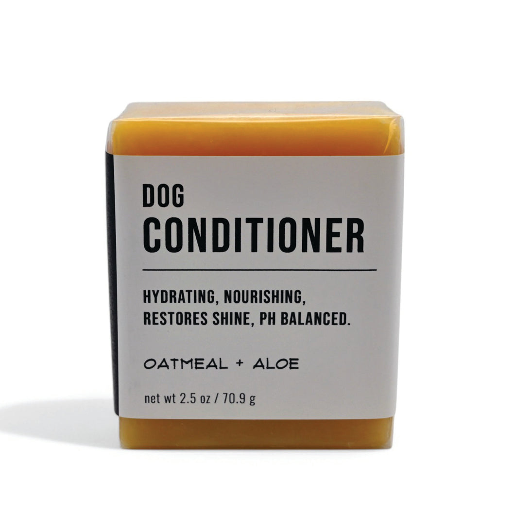 Silky Coat Dog Conditioner Bar – Oatmeal & Aloe